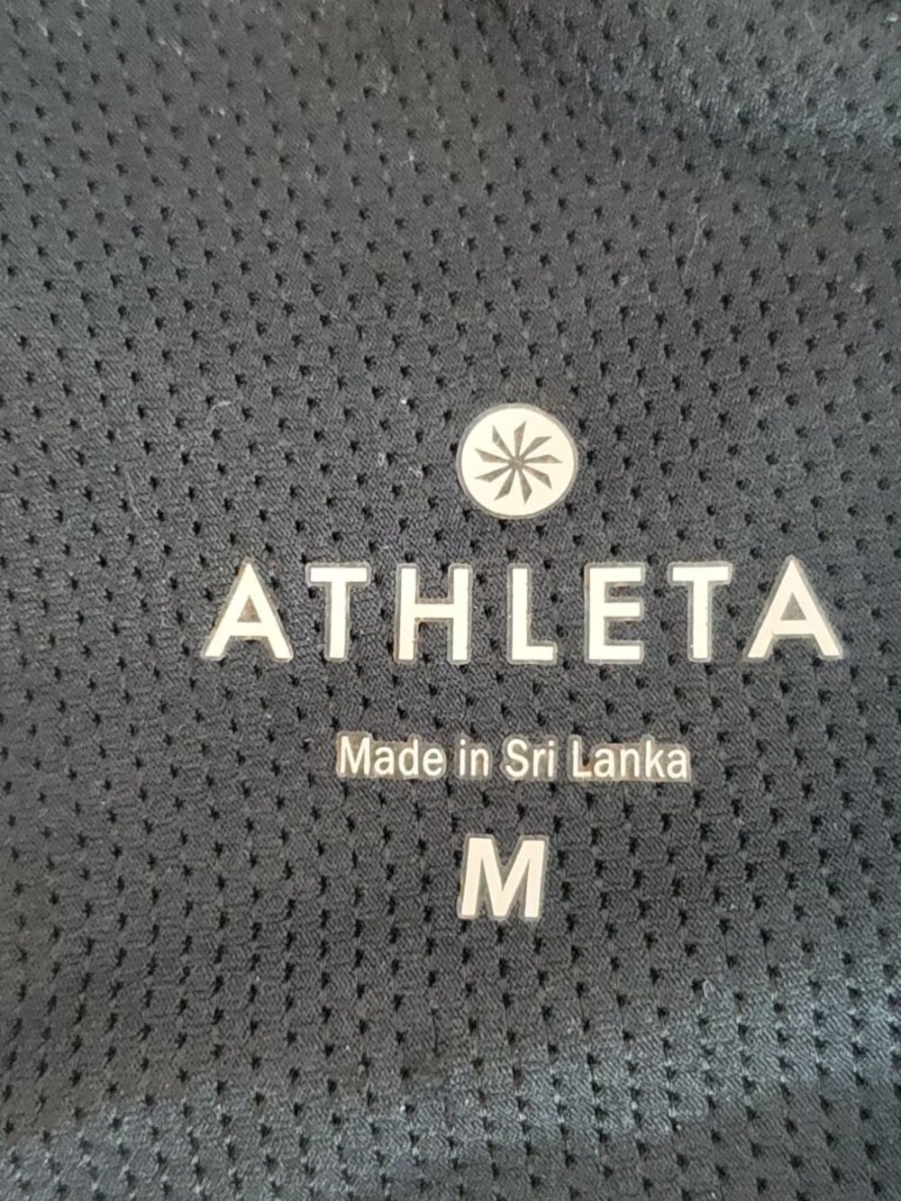 Athleta Women's Black Raceback Key Hole Back Lightly Lined Sports Bra Sz M 1031 - Picture 8 of 9
